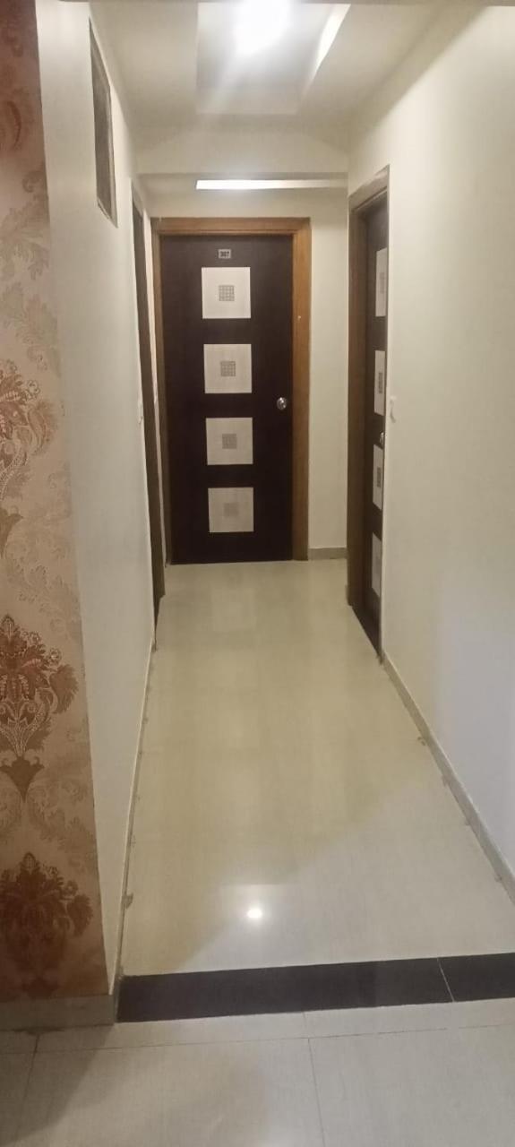Hotel Anjali Palace Ahmedabad Luaran gambar
